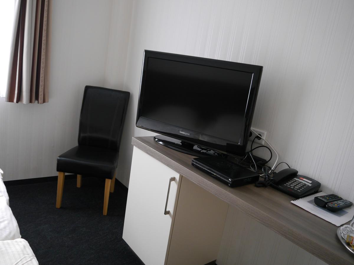 Ruhrstadtarena Hotel ヘルネ エクステリア 写真